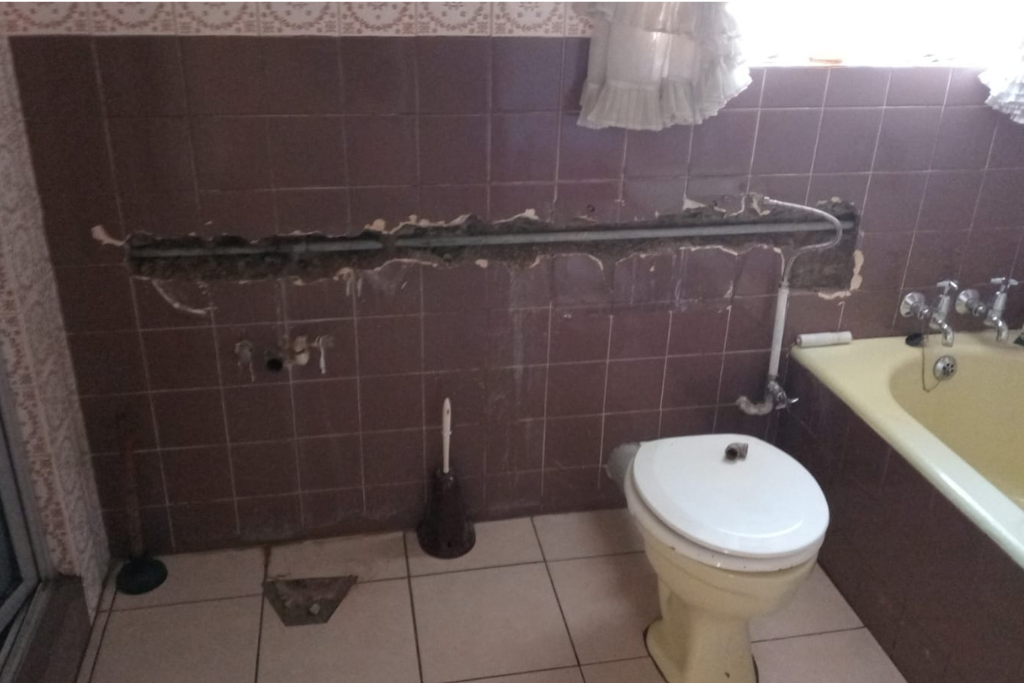 Plumber in Raceview